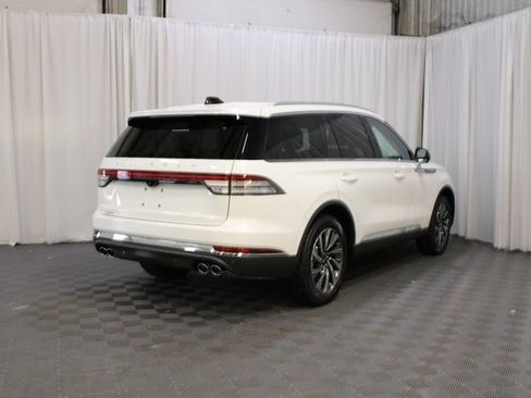New 2026 Lincoln Aviator Premiere image 45