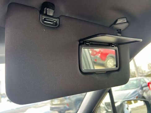 Used 2025 Subaru Forester image 30