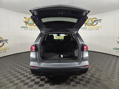 Used 2023 Chevrolet Equinox LS w/ LS Convenience Package image 30