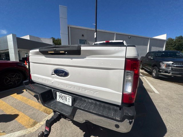 Used 2019 Ford F350 Lariat w/ Lariat Ultimate Package AWD/4WD image 15