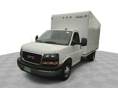 New 2025 GMC Savana 3500 w/ Power Convenience Package
