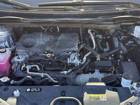 Used 2021 Toyota Sienna Limited image 30