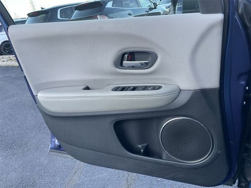 Used 2016 Honda HR-V EX image 20