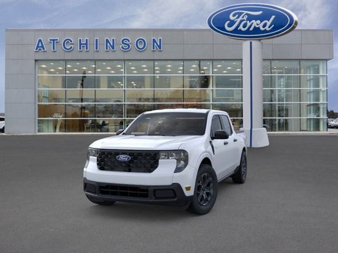 New 2025 Ford Maverick XLT w/ XLT Luxury Package image 2