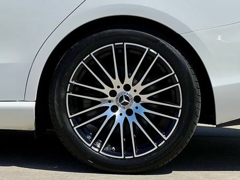 Certified 2023 Mercedes-Benz C 300 4MATIC Sedan image 13