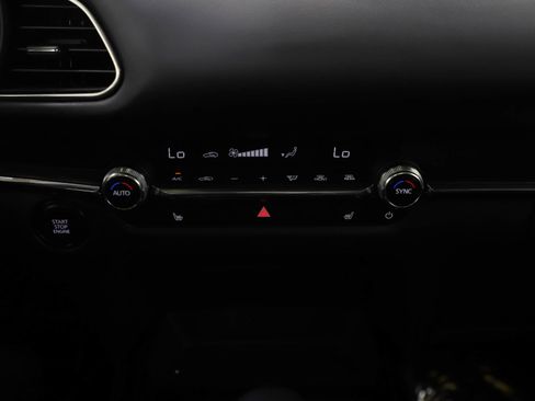 Used 2024 MAZDA CX-30 AWD 2.5 S w/ Premium Package image 23