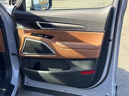 Used 2024 Kia Telluride EX X-Line image 8