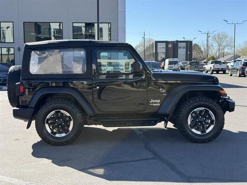 Used 2018 Jeep Wrangler Sport image 8