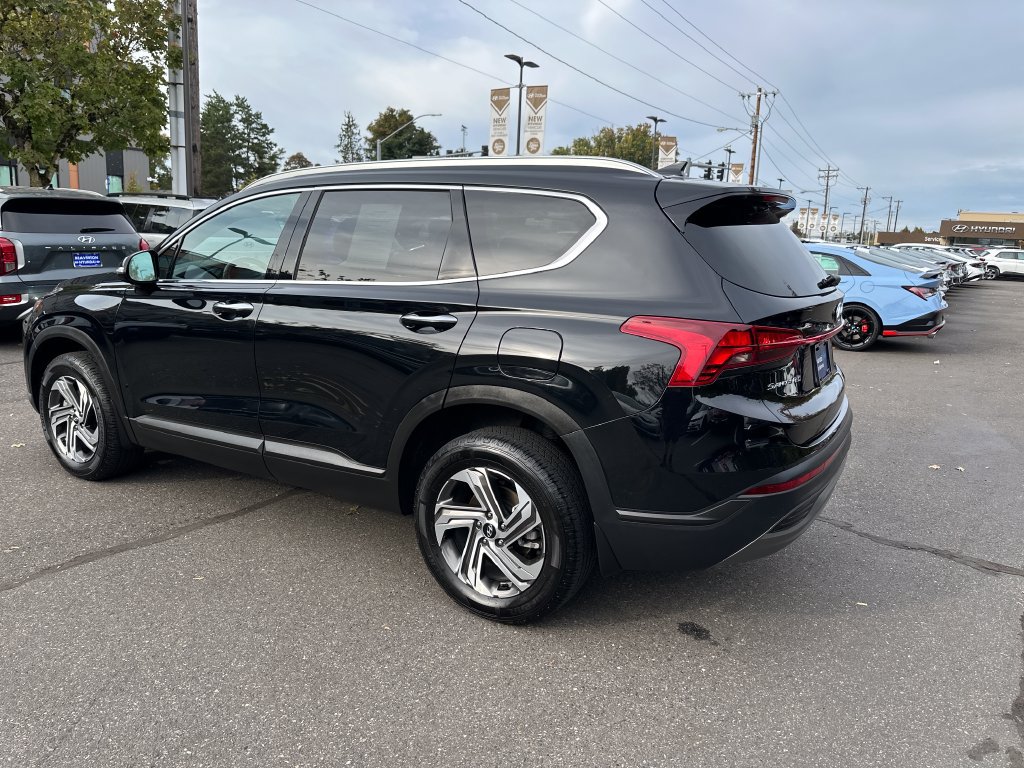 Used 2023 Hyundai Santa Fe SEL w/ Cargo Package AWD/4WD image 4