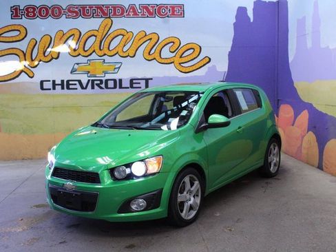 Used 2016 Chevrolet Sonic LT image 2