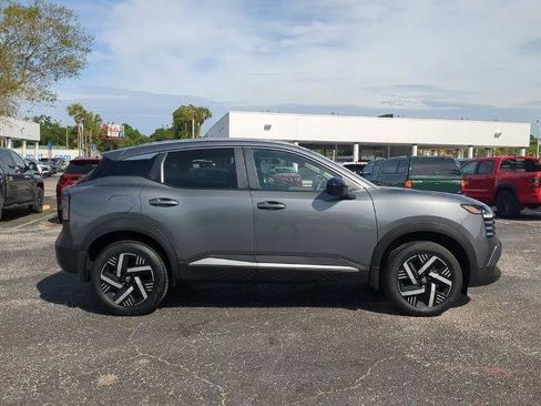 Certified 2026 Nissan Kicks SV FWD image 3