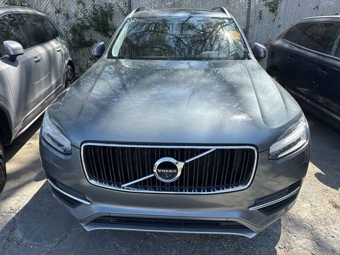 Used 2018 Volvo XC90 T5 Momentum w/ Convenience Package image 2