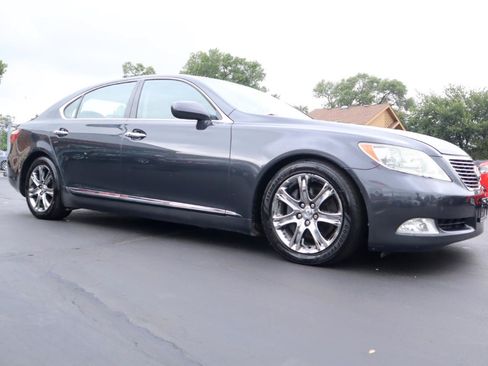 Used 2007 Lexus LS 460 L RWD image 7