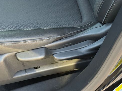 Used 2025 Buick Encore GX Preferred image 22