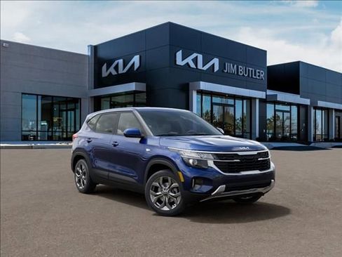 New 2026 Kia Seltos LX FWD image 8