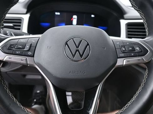 Used 2022 Volkswagen Atlas Cross Sport SE AWD/4WD image 37