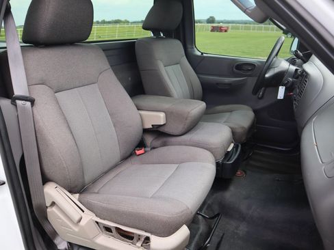 Used 2004 Ford F150 XL image 6