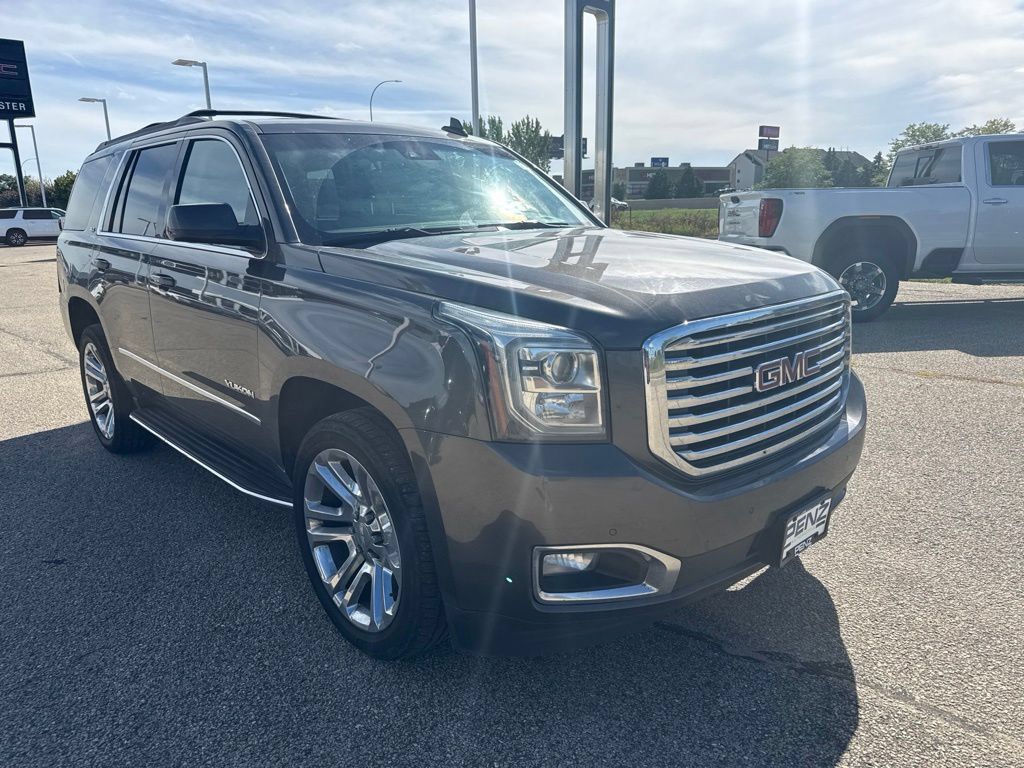 Used 2019 GMC Yukon SLT w/ Premium Edition AWD/4WD image 3