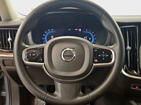 Used 2024 Volvo S60 B5 Ultimate image 41
