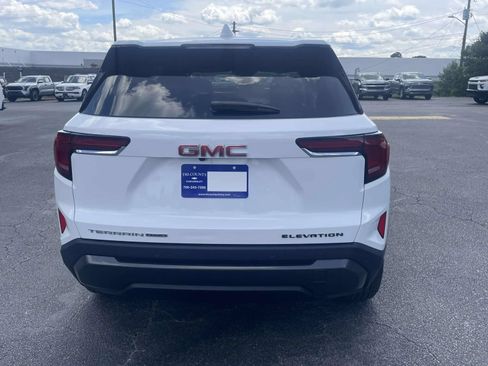 Used 2025 GMC Terrain Elevation AWD/4WD image 4