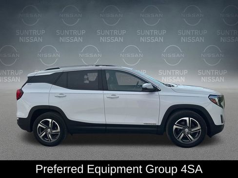 Used 2020 GMC Terrain SLT w/ Preferred Package FWD image 8
