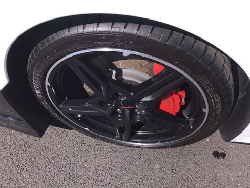 Used 2022 Chevrolet Corvette Stingray w/ Z51 Performance Package image 10