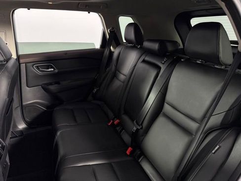 Used 2021 Nissan Rogue SL image 17