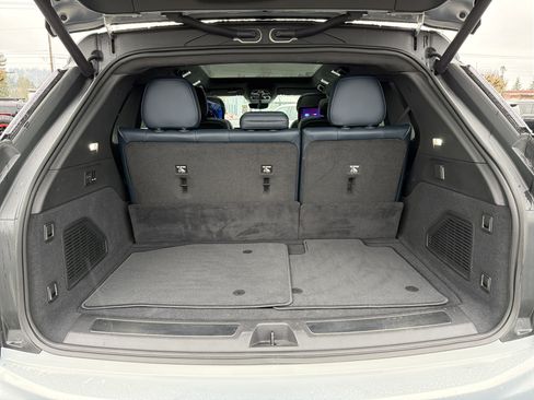 Used 2025 Cadillac Escalade IQ Sport 2 w/ LPO, ONYX Package image 5