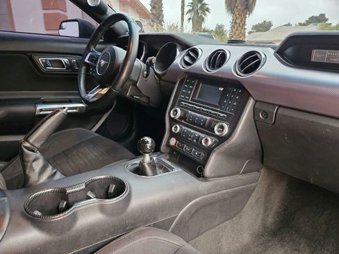 Used 2017 Ford Mustang GT image 11