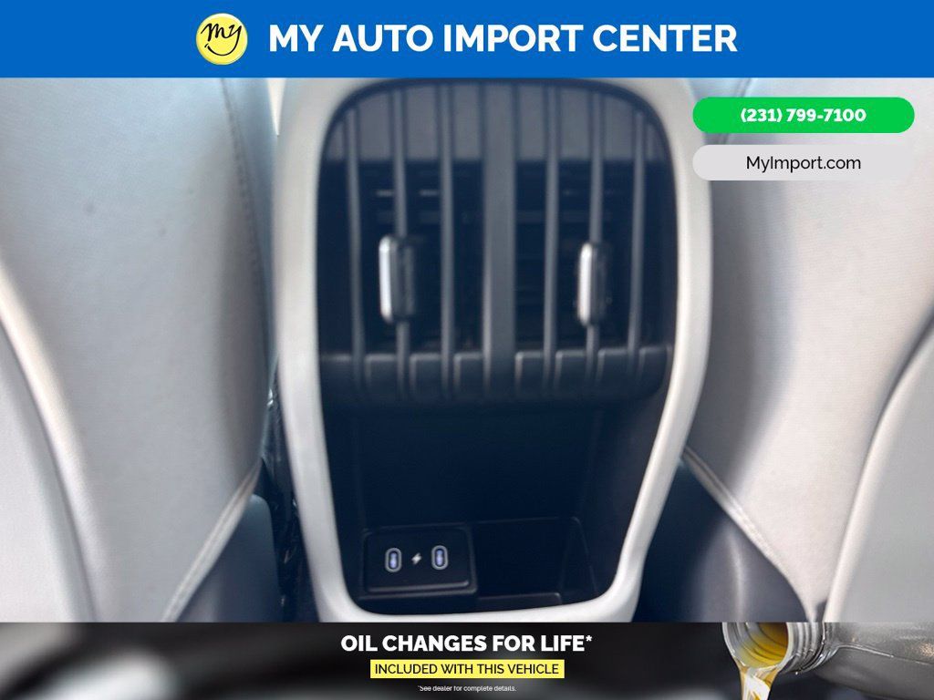 Used 2025 Hyundai Kona SEL AWD/4WD image 26