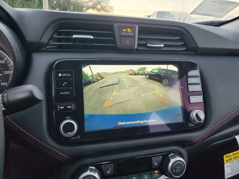 New 2025 Nissan Versa SR w/ Trunk Package image 10