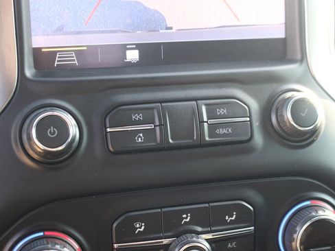 Used 2019 Chevrolet Silverado 1500 LT w/ Texas Edition image 26