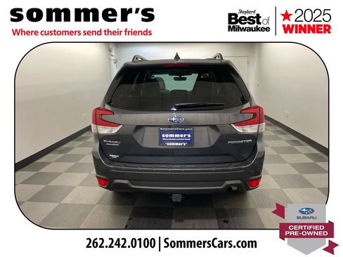 Used 2023 Subaru Forester Premium AWD/4WD image 5