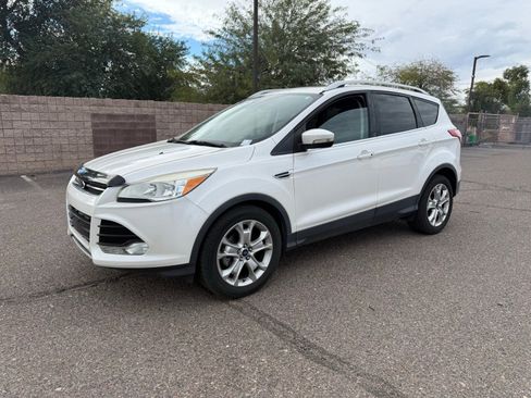 Used 2015 Ford Escape Titanium image 1