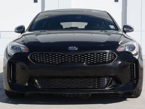 Used 2020 Kia Stinger GT-Line image 4