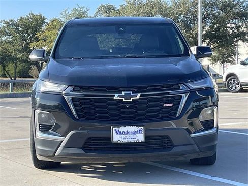 Used 2023 Chevrolet Traverse RS image 7