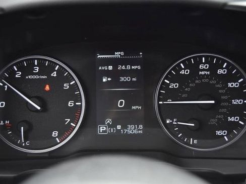 Used 2024 Subaru Crosstrek 2.0i Premium image 11