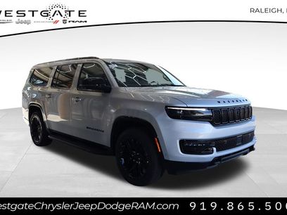 New 2024 Jeep Wagoneer L Series II w/ Convenience Group I