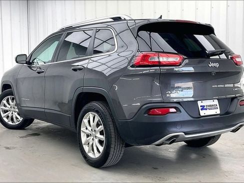 Used 2014 Jeep Cherokee Limited w/ Luxury Group AWD/4WD image 11