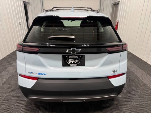 Used 2023 Chevrolet Bolt EUV LT image 5