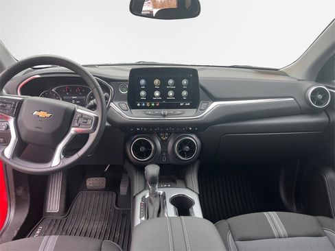 Used 2025 Chevrolet Blazer LT w/ Convenience Package image 22