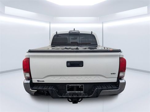 Used 2019 Toyota Tacoma SR5 image 4