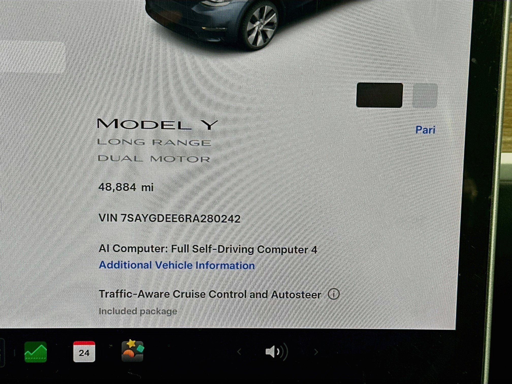 Used 2024 Tesla Model Y Long Range AWD/4WD image 17