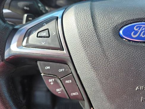 Used 2017 Ford Edge SEL w/ Equipment Group 201A AWD/4WD image 16