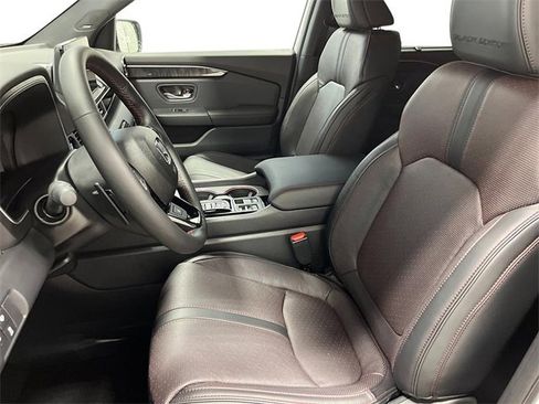 New 2025 Honda Pilot Black Edition image 10