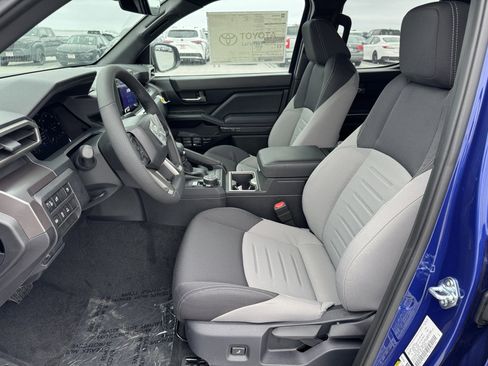 New 2025 Toyota Tacoma TRD Off-Road image 2