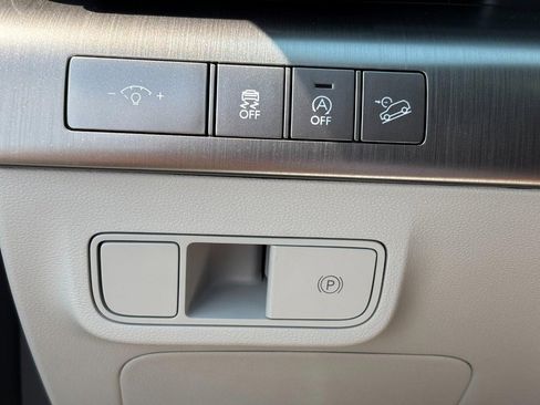 New 2026 Hyundai Kona SE image 11