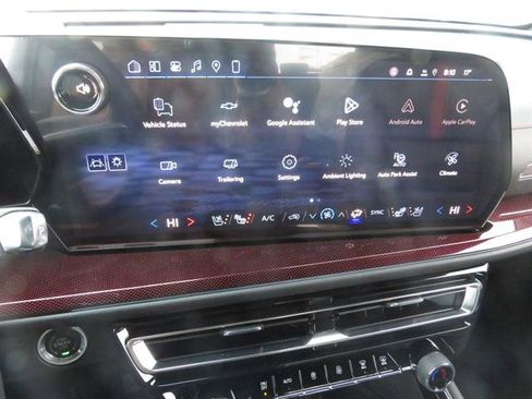 New 2026 Chevrolet Traverse RS w/ LPO, Floor Liner Package image 24