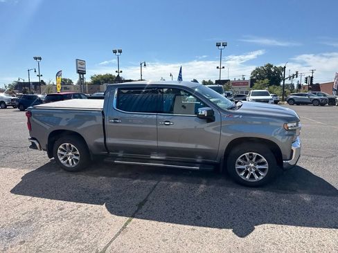 Used 2020 Chevrolet Silverado 1500 LTZ AWD/4WD image 9
