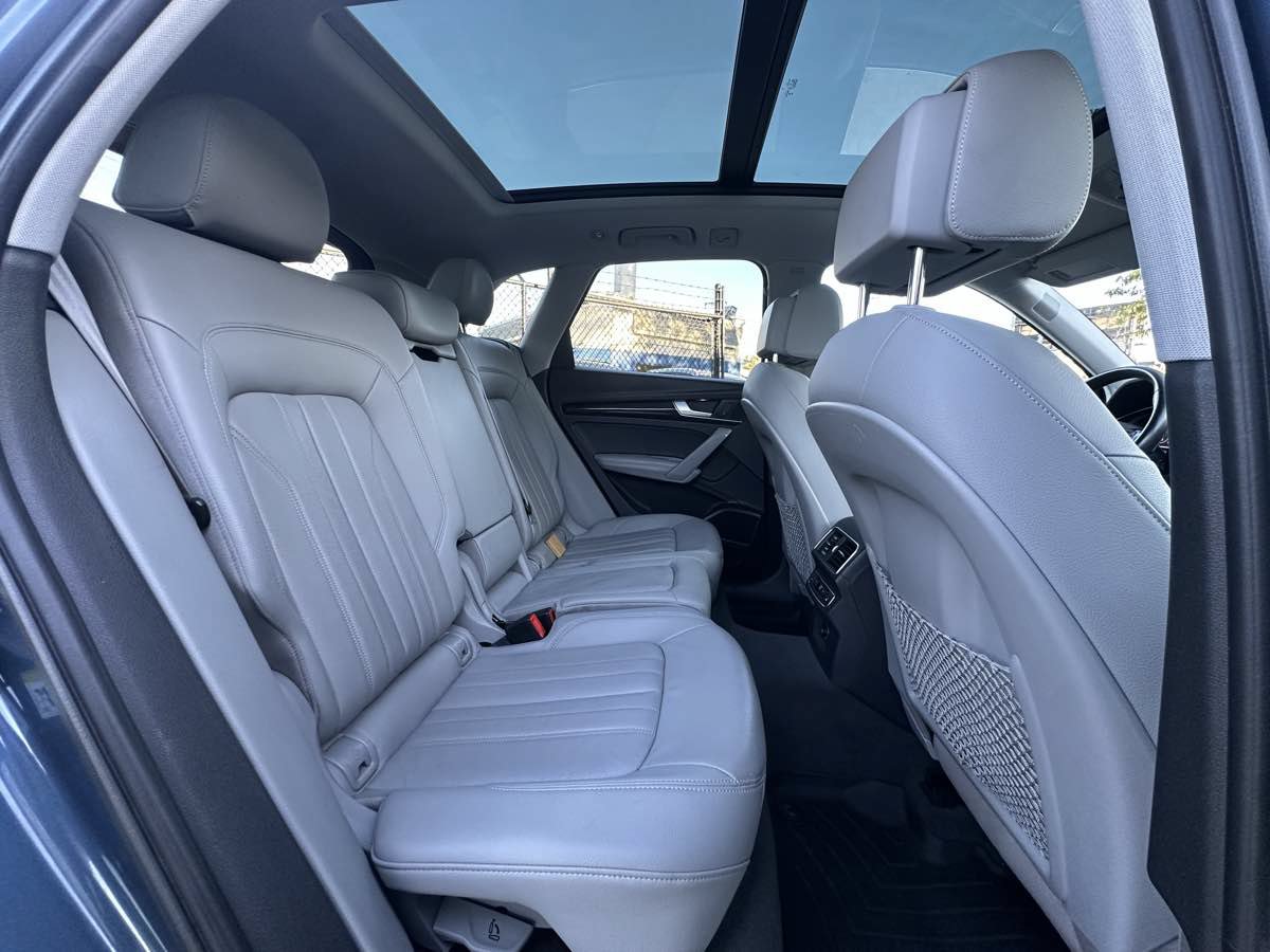 Used 2018 Audi Q5 Prestige AWD/4WD image 37